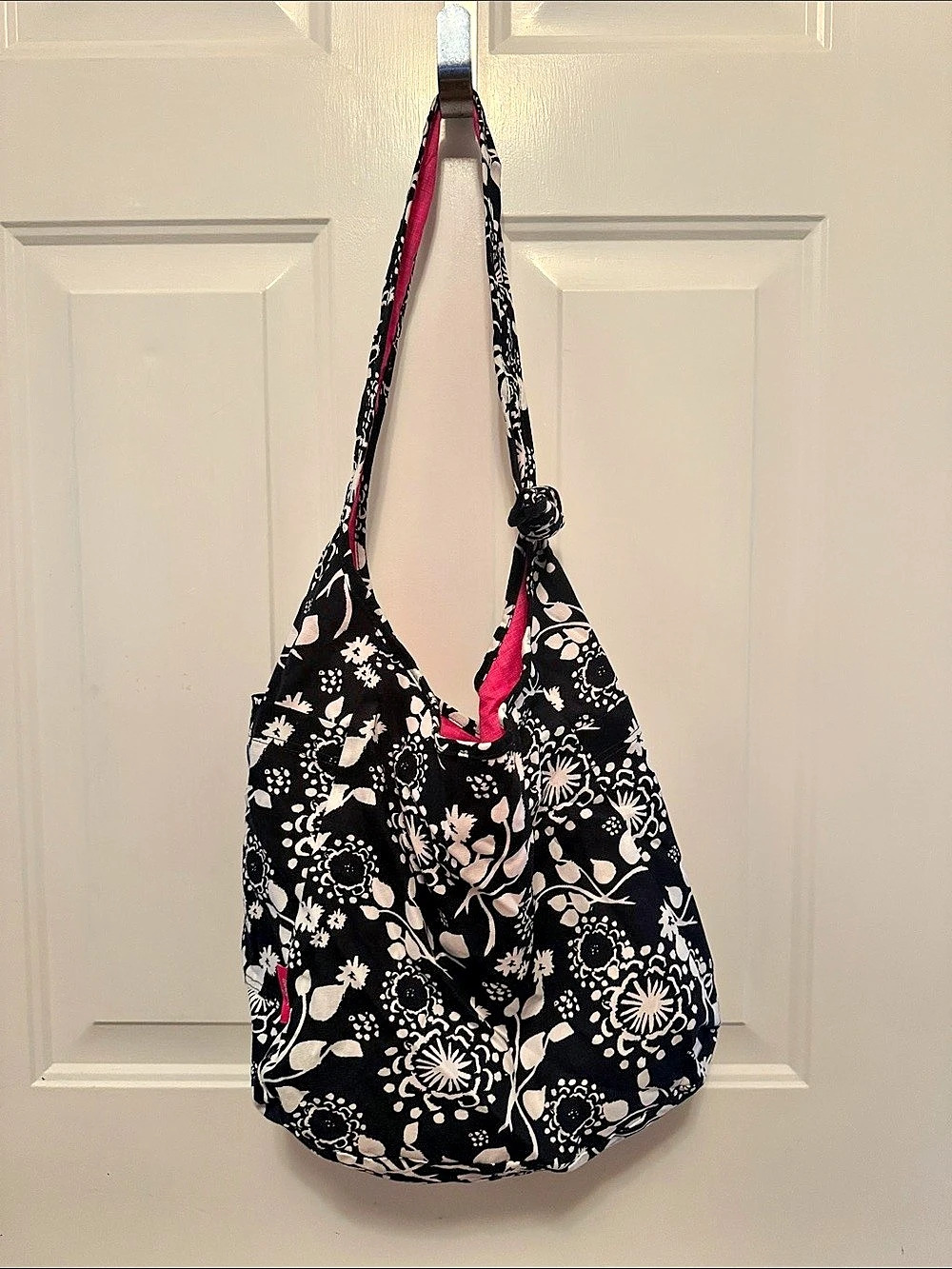Thirty-One Floral Hobo Bag in Black & Pink